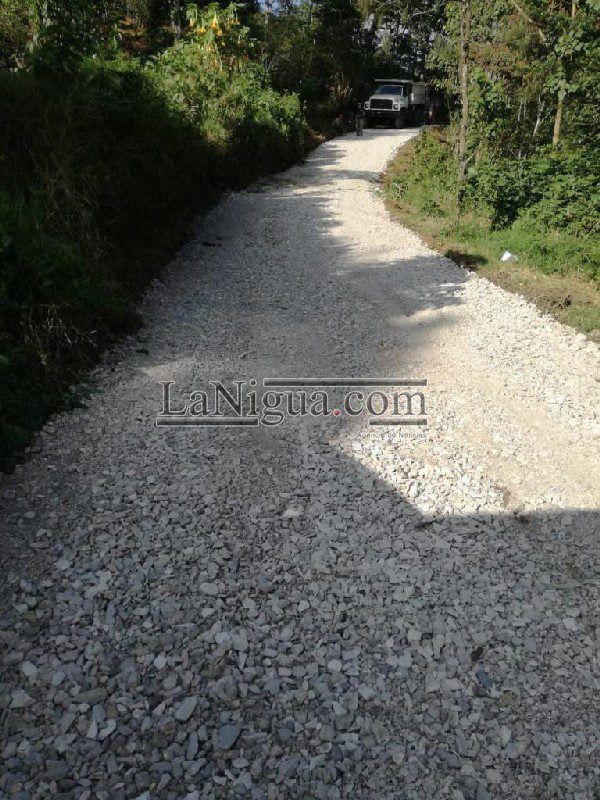 Dan mantenimiento a caminos de la zona rural. 3 WhatsApp Image 2019 02 26 at 11.54.28 1