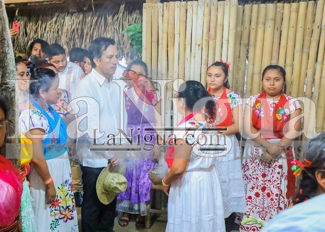 Refrenda Gobernador su compromiso con la cultura en Cumbre Tajín