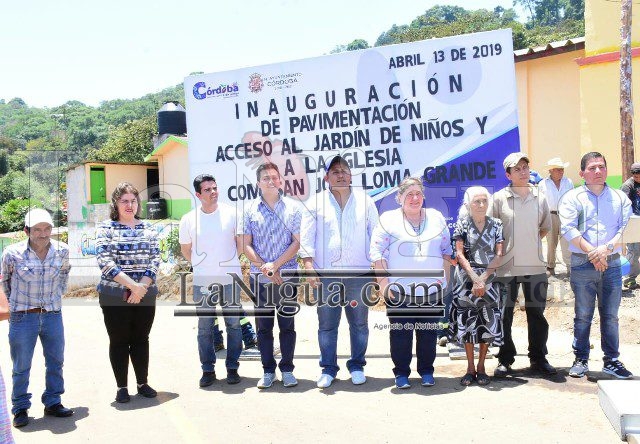Ayuntamiento entrega pavimentación de caminos rurales en Sierra del Gallego.