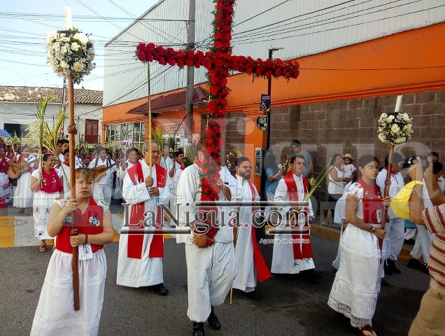 Debemos el ejemplo de amor y humildad de Jesucristo: párroco José Antonio Grajales.