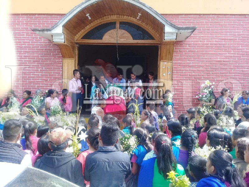 Dan último adiós a alcaldesa Marisela Vallejo Orea