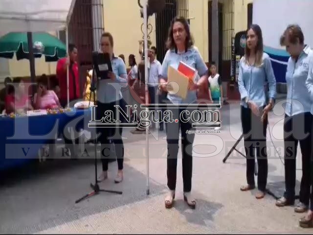 Se lleva acabo clausura de talleres por parte del DIF y CAIVF