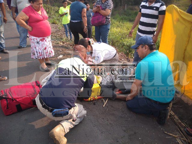 Choque y volcadura: 1 muerto