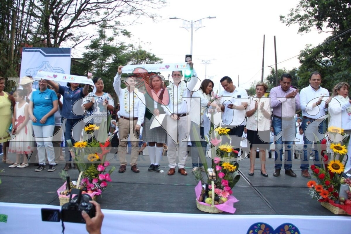 Construyen nuevo boulevard en Ixtaczoquitlán que beneficia a 30 mil habitantes