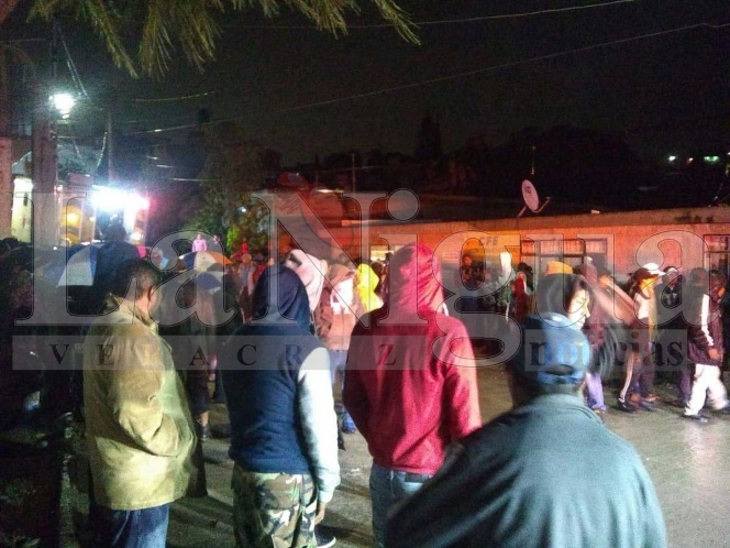 Suman 7 personas fallecidas por deslave de cerro en Puebla