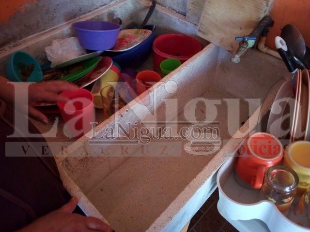 Denuncian familias falta de agua en varias colonias de Xalapa