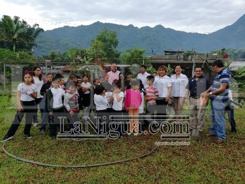 Continúa Ayuntamiento de Ixtac realizando jornadas de reforestación en escuelas