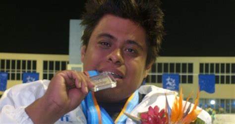 Omar Osorio nadará 12 horas éste viernes 30 en alberca Huilango