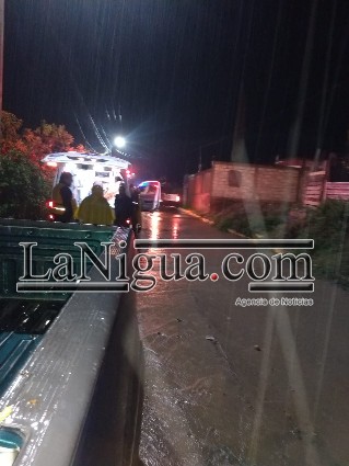 Avalancha deja 3 viviendas afectadas