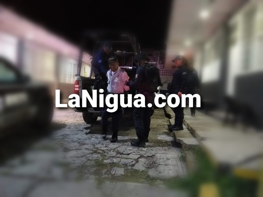 Detienen a elemento del IPAX que intento robar en BANSEFI