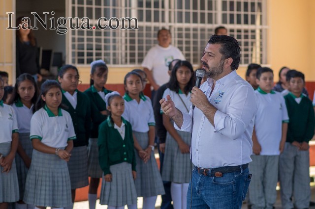 Ayuntamiento de Fortín inicia construcción de módulo de sanitarios en escuela “Esfuerzo Campesino” de Monte Blanco