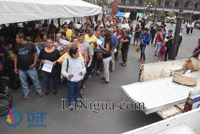 Realizará DIF entrega de apoyo de láminas a bajo costo y aparatos funcionales