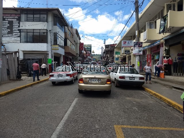 Incompetente tránsito de Huatusco.