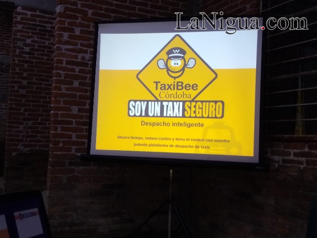 Presentan la aplicación TaxiBee