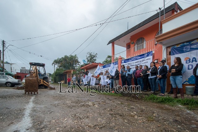 COMIENZA CASF REHABILITACIÓN DE DRENAJE EN CALLES DE FRACCIONAMIENTOS LOS PINOS Y VICTORIA, BENEFICIANDO A 4 MIL 500 PERSONAS