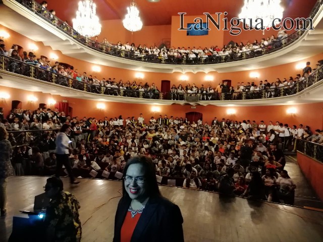 Realizan conferencia Mirar Mejor