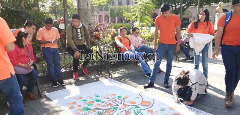 Alumnos del Telebachillerato Agustín Millán realizan actividades de concientización contra violencia a la mujer