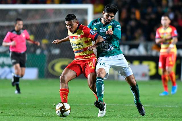 Querétaro, en la lona, 0-3; León y Morelia, a mano, 3-3