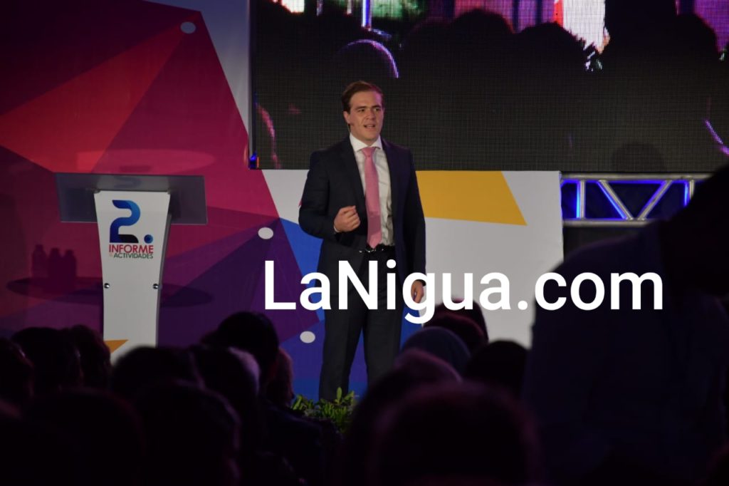 Presenta Isaac Luz su segundo informe de actividades al frente del DIF Córdoba