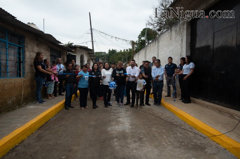 Colonia San José recibe dos obras más de drenaje de parte de Toño Mansur