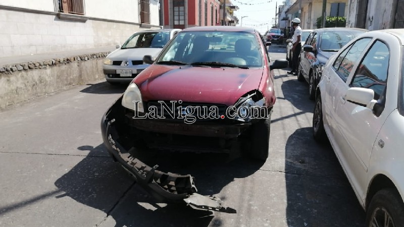 Choque deja una persona lesionada