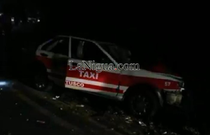 Trailer vs Taxi: 5 lesionados.