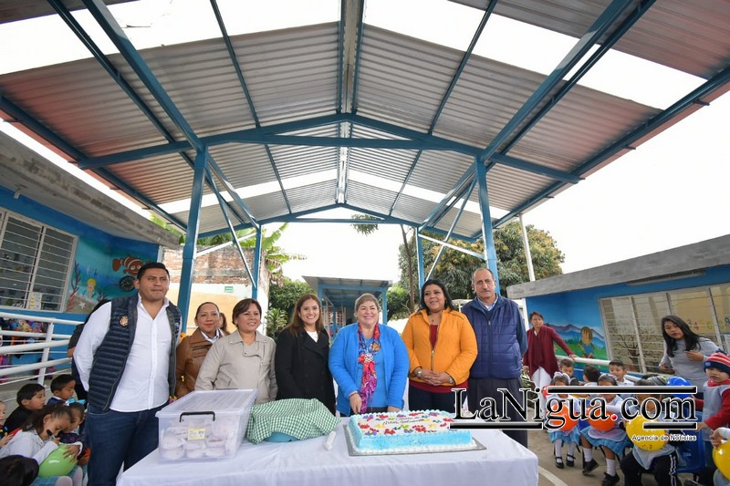 En Córdoba, con obras y apoyo a la educación, las cosas mejoran: Leticia López Landero