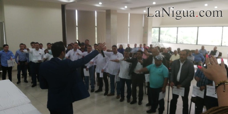 Toman protesta integrantes de la sección 154 del Sindicato Nacional de Infraestructura en Córdoba