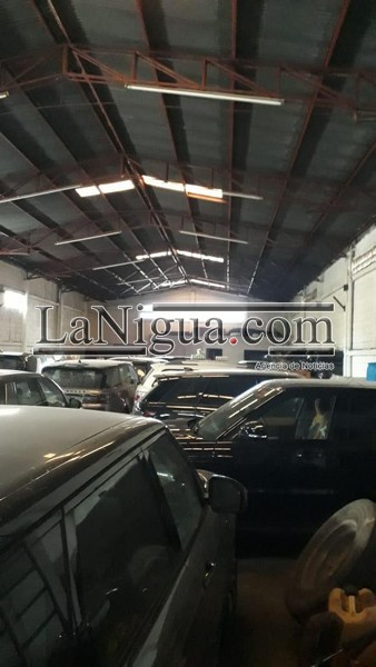 Recuperan 16 camionetas robadas en cateo