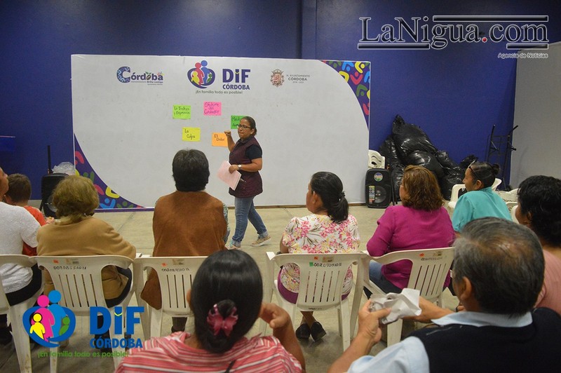 Reanuda DIF talleres de psicología