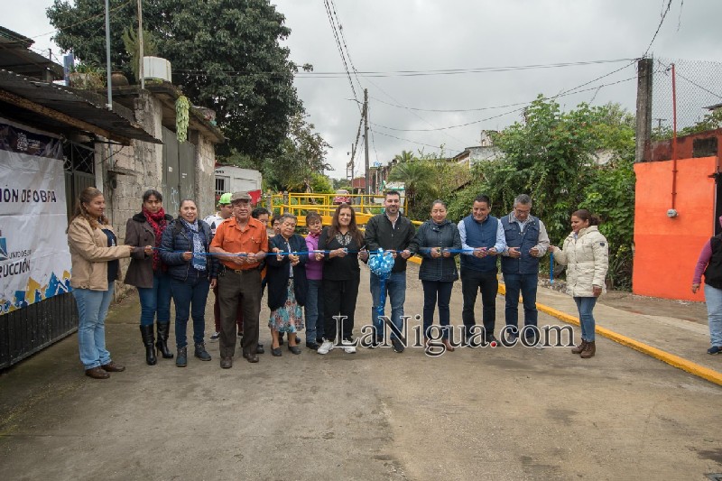 Autoridades entregan rehabilitación de drenaje en la colonia Santa Leticia de Fortín