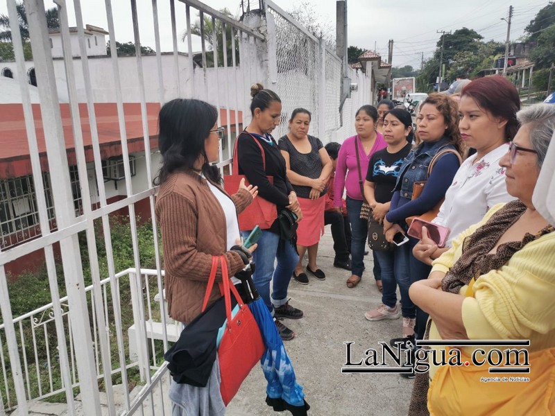 Siguen los problemas por falta de maestros en Papantla