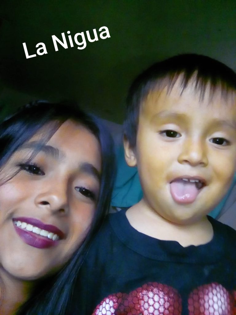 Desaparecen madre e hijo.