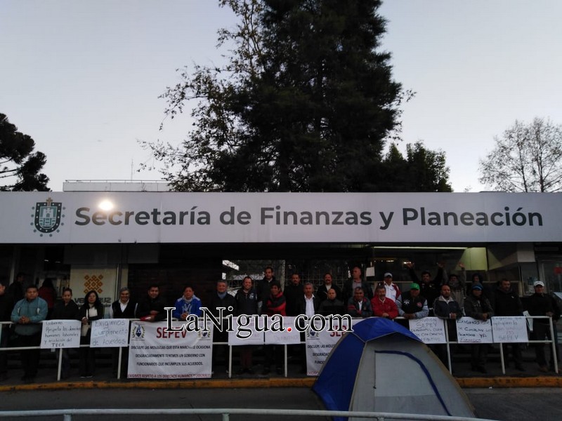 Detienen a secretario del SEPEV para abrir oficinas de SEFIPLAN