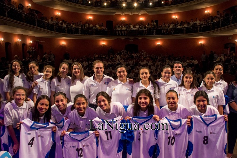 Isaac Luz abandera Delegación Deportiva que representará a Córdoba en Juegos Estatales y Nacionales CONADE 2020