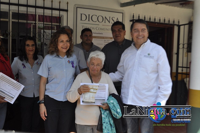 Inauguran en San Isidro Palotal el punto de venta de Leche Liconsa