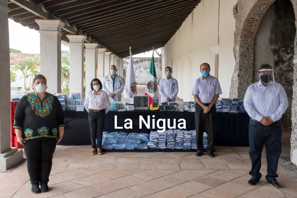 Ayuntamiento de Córdoba entrega equipo y material médico al Hospital General