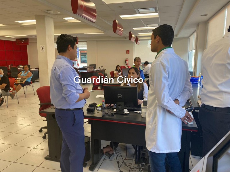 Verifican que instituciones bancarias respeten la Sana Distancia