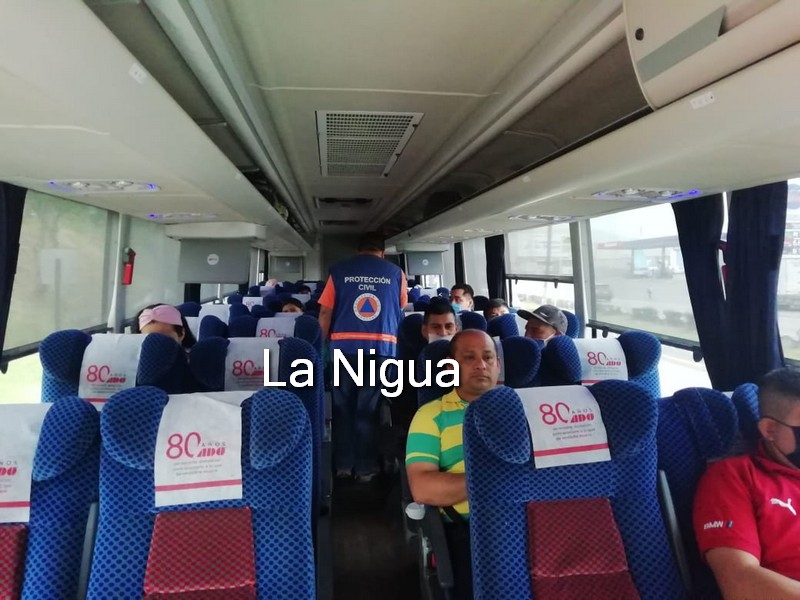 Aplican sana distancia en transporte público en Córdoba