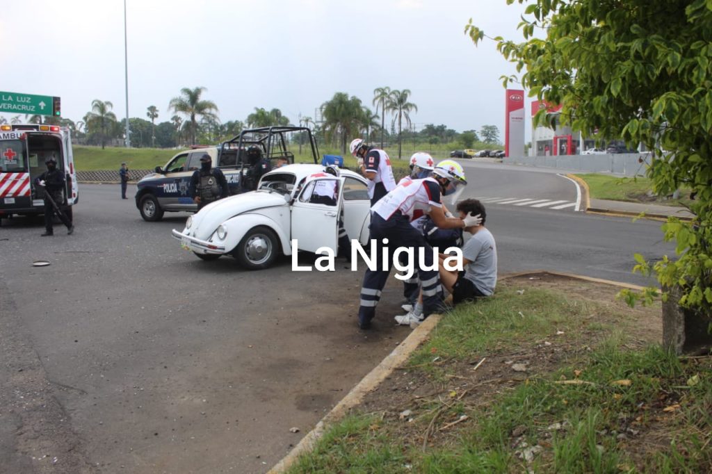 Encontronazo: 2 lesionados.
