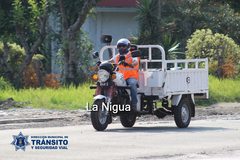 Pide la Dirección Municipal de Tránsito y Seguridad Vial de Córdoba aumentar precauciones a los motociclistas ante la temporada de lluvias