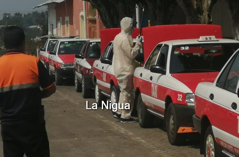 CONTINÚAN SANITIZACIONES EN TRANSPORTE PÚBLICO