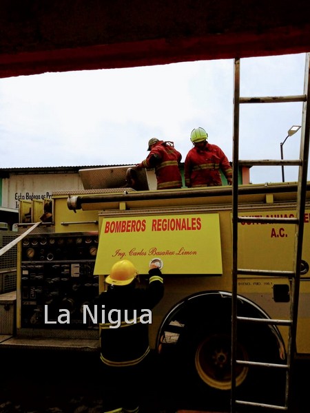 Bomberos de Cuitláhuac reciben apoyo para seguir laborando