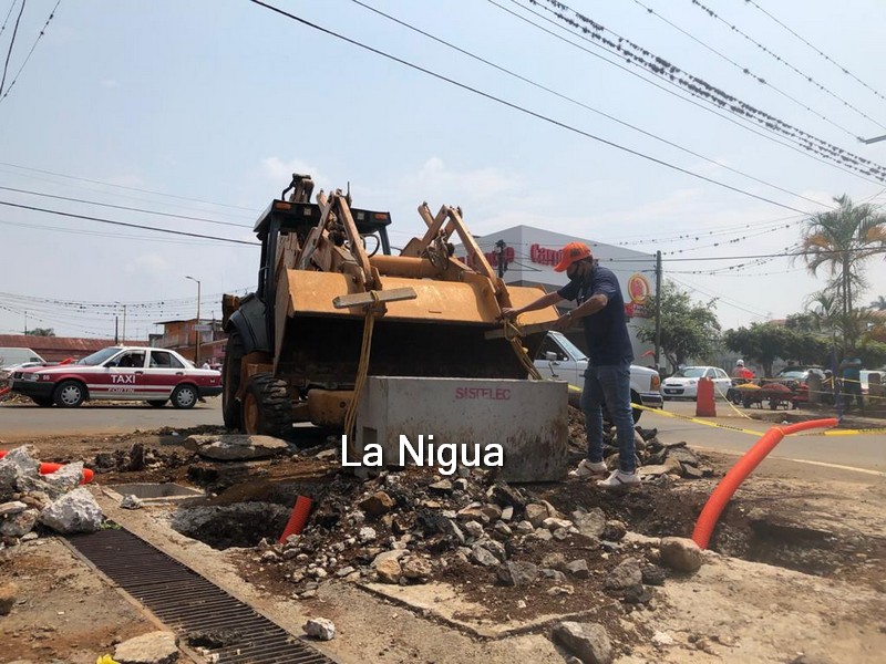 Inician trabajos de cableado subterráneo en Centro de Fortín