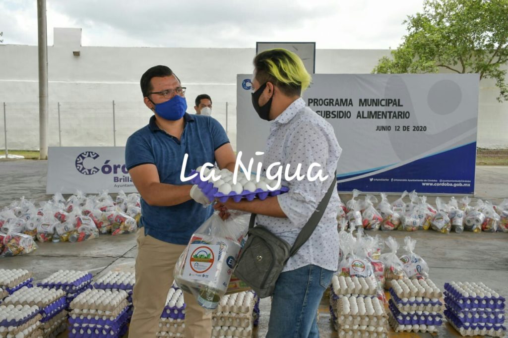 Ayuntamiento de Córdoba cumple con entrega apoyos alimentarios