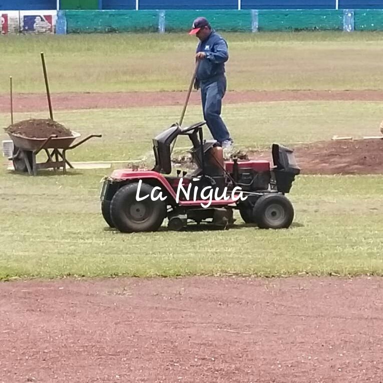 Loma de lujo en el campo dela Sec. 23 para Cañeros CNPR