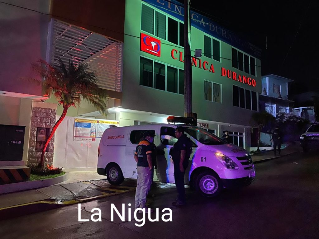 Les cayó un rayo cuando veían tv y el celular a dos mujeres en Michapan Paso Real