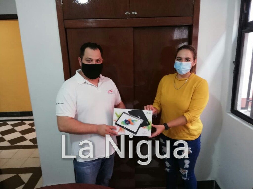 Entrega IJC premios de GIVEAWAY