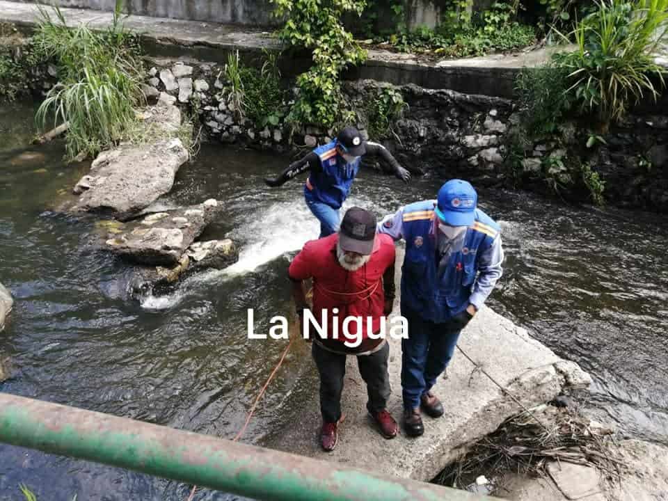 PC Córdoba atiende reporte sobre persona en riesgo en cauce del río San Antonio