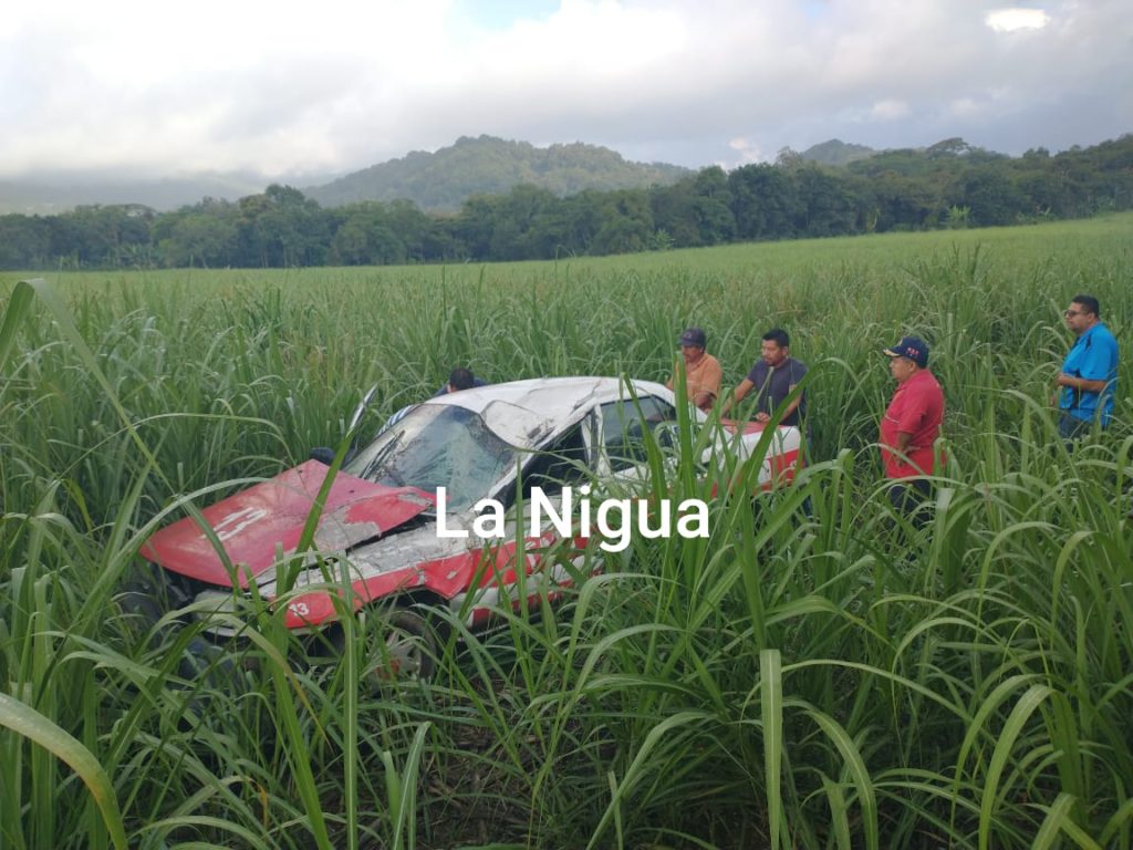 Accidente taxi Ixhuatlán del Café